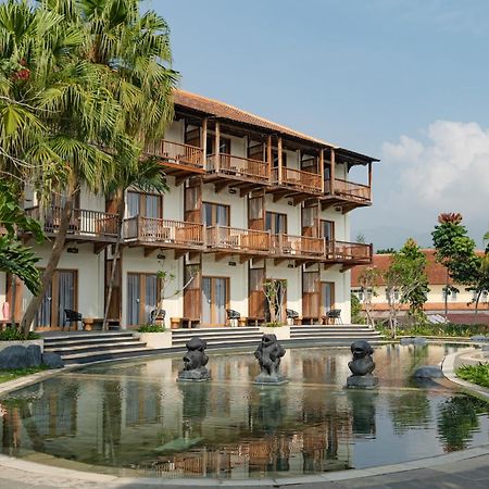 Novus Giri Resort & Spa Puncak Exterior photo