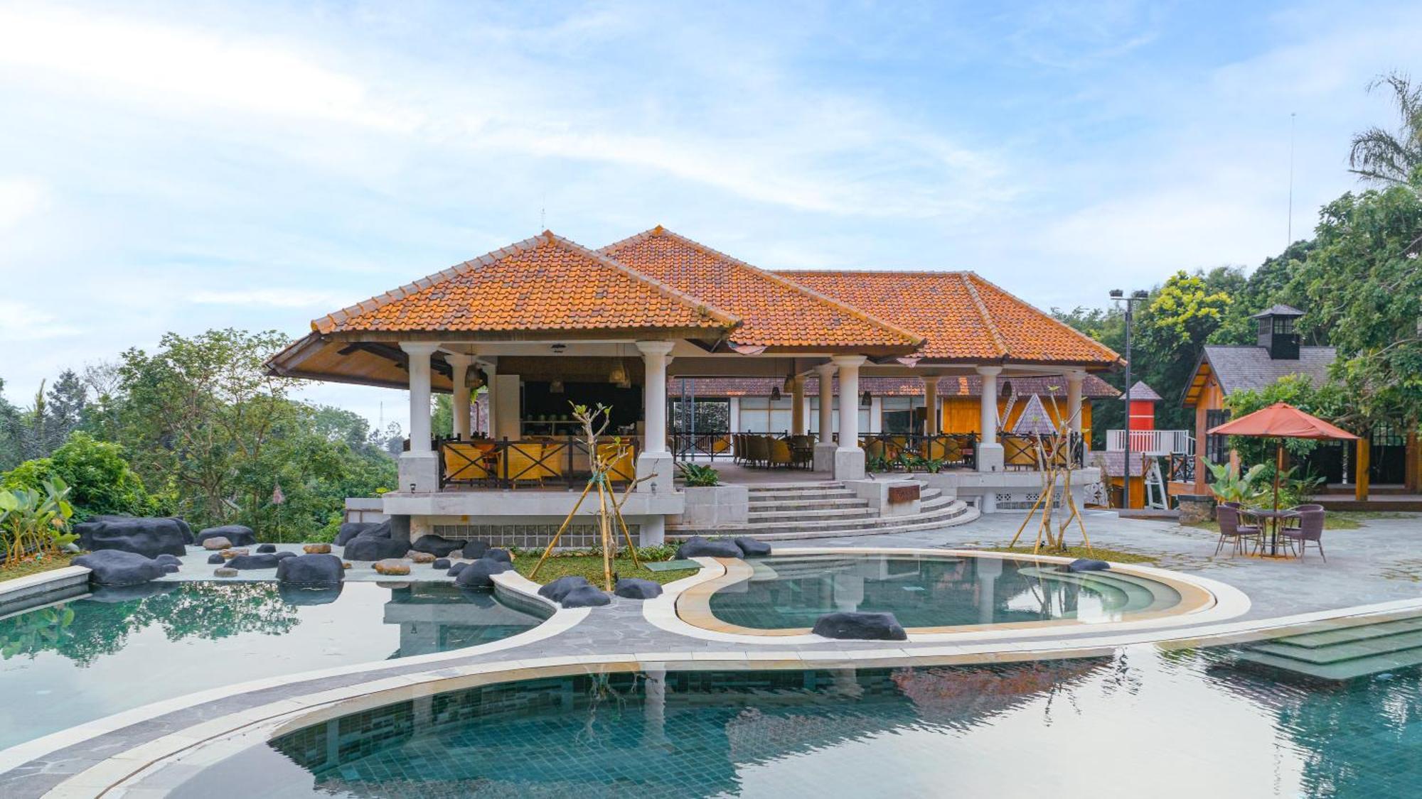Novus Giri Resort & Spa Puncak Exterior photo