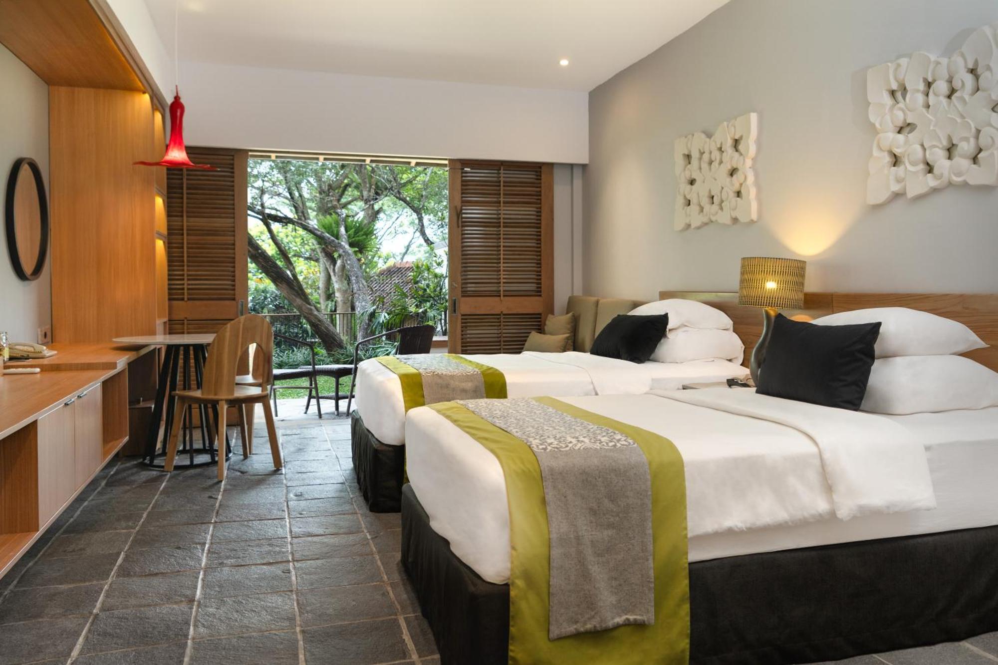 Novus Giri Resort & Spa Puncak Exterior photo